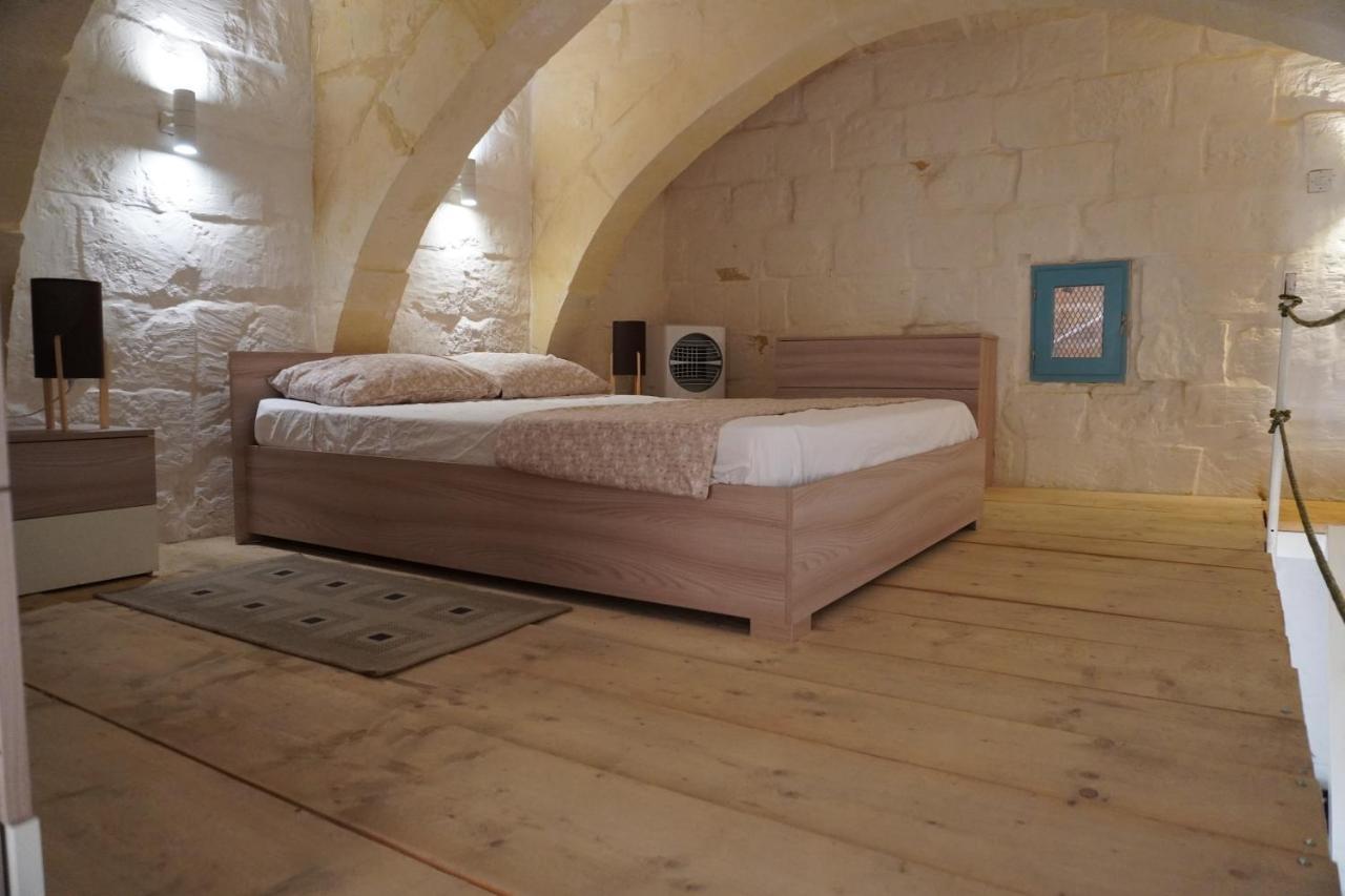 Cospicua Il-Mezzanine Private Traditional And Walking Distance To Bus Terminusヴィラ エクステリア 写真